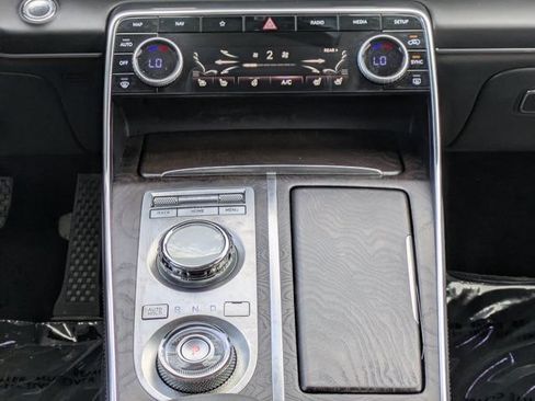 Used 2024 Genesis GV80 3.5T AWD/4WD image 20