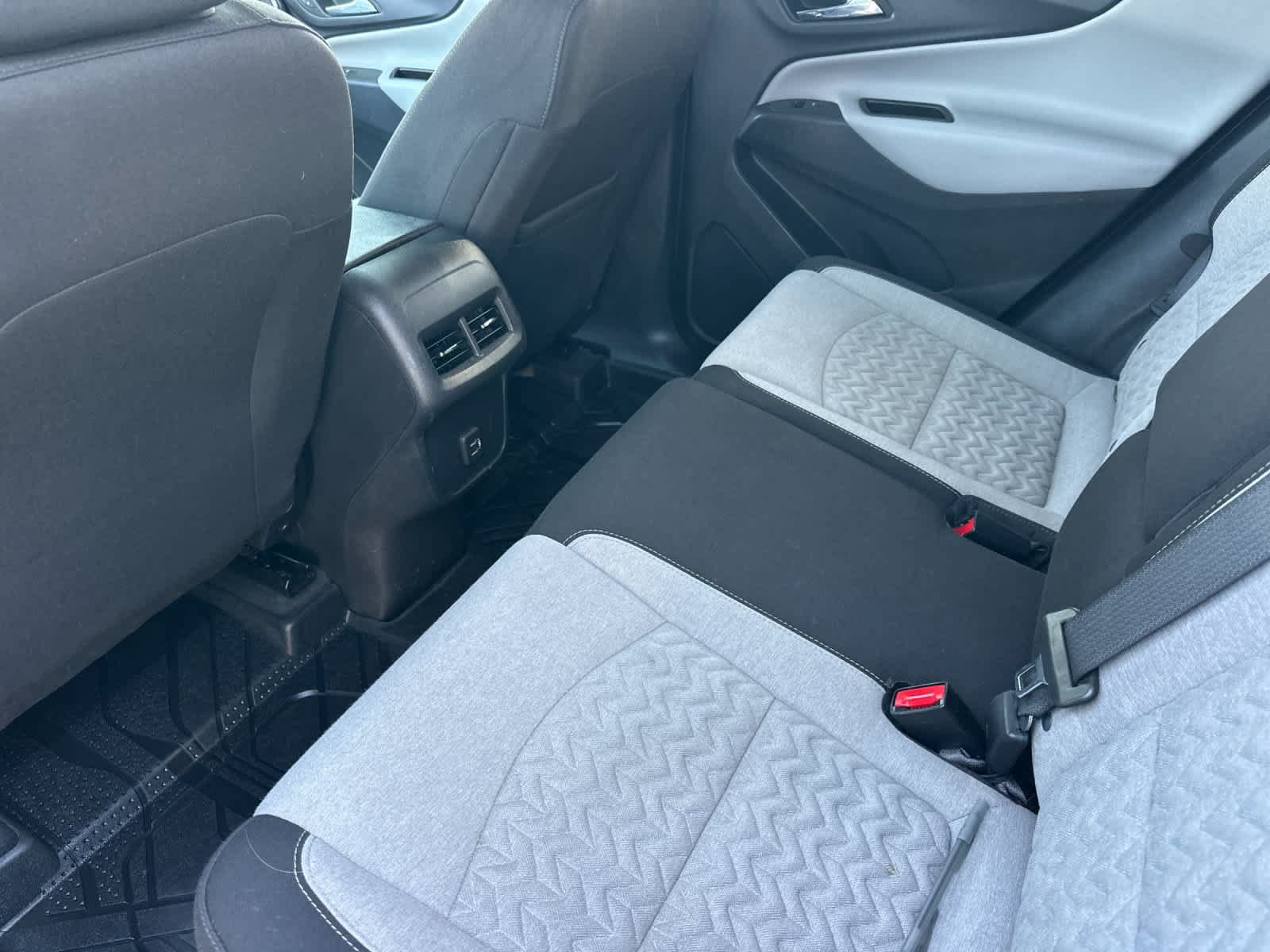 Used 2023 Chevrolet Equinox LS w/ LPO, Floor Liner Package FWD image 5