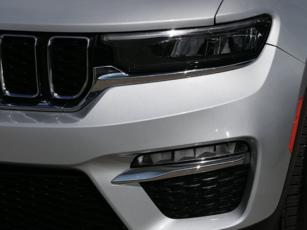Certified 2024 Jeep Grand Cherokee Limited 4xe AWD/4WD image 8