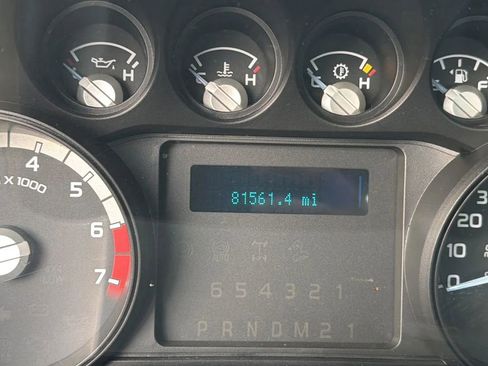 Used 2012 Ford F250 XL w/ Snow Plow Prep Pkg image 22