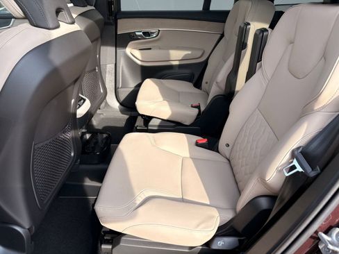 New 2026 Volvo XC90 B6 Plus image 14