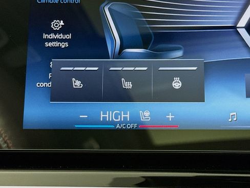 New 2026 BMW X7 M60i image 21