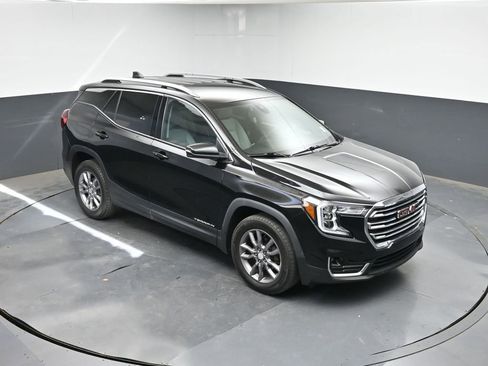 Used 2023 GMC Terrain SLT image 23