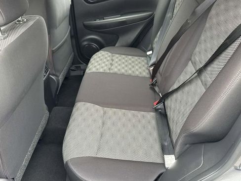 Used 2019 Nissan Rogue Sport SV image 13