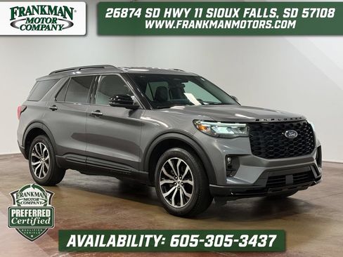 Used 2025 Ford Explorer ST-Line AWD/4WD image 1