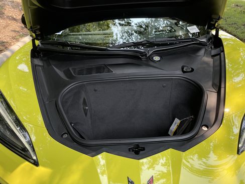Used 2022 Chevrolet Corvette Stingray Preferred Conv w/ Battery Protection Package RWD image 32
