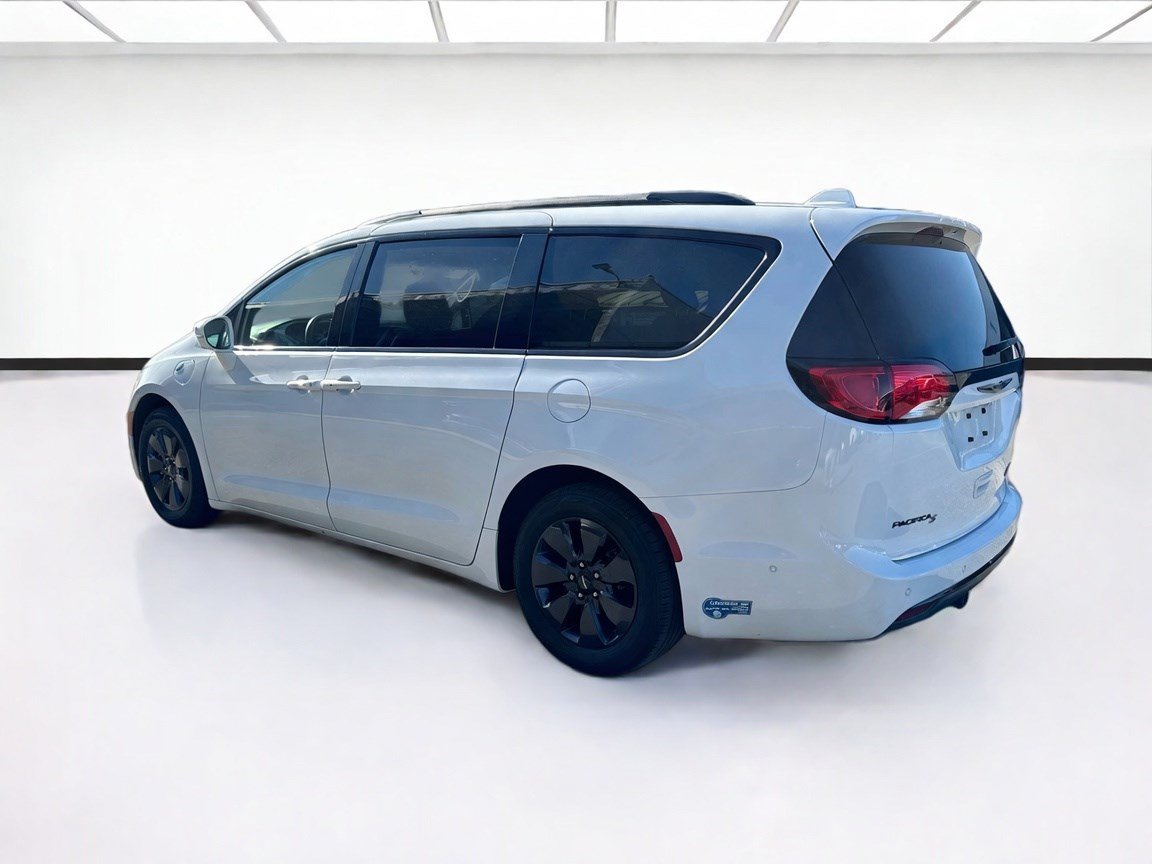 Used 2020 Chrysler Pacifica Limited w/ Advanced Safetytec Group FWD image 6