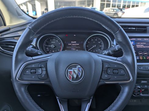 Used 2022 Buick Encore GX Essence w/ Advanced Technology Package image 20