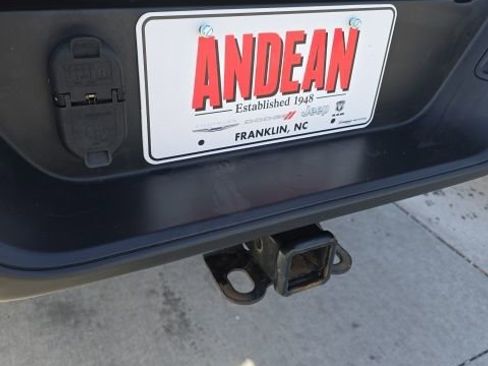 Used 2021 Jeep Gladiator Mojave w/ Trailer Tow Package image 10