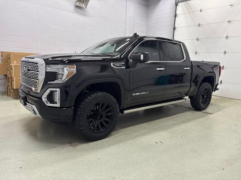 Used 2021 GMC Sierra 1500 Denali w/ Denali Carbonpro Edition AWD/4WD image 8