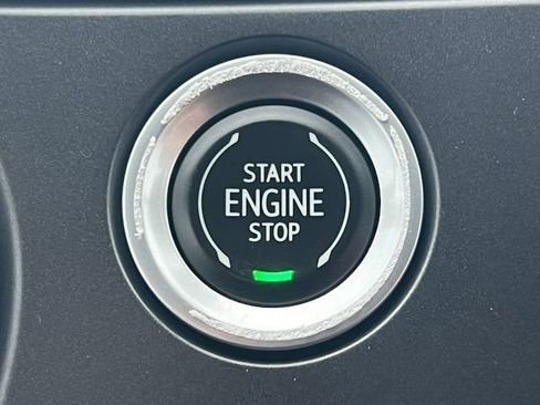 Used 2021 Chevrolet Blazer LT image 29