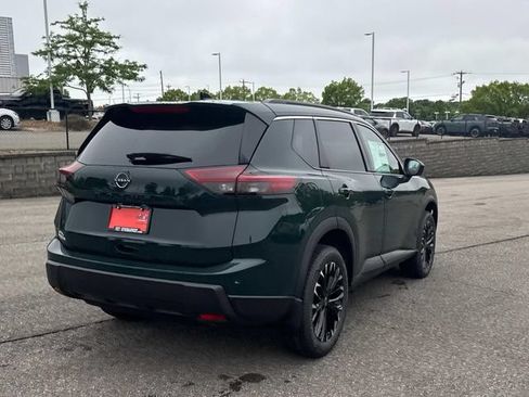 New 2026 Nissan Rogue Dark Armor FWD image 4