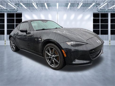 Used 2018 MAZDA MX-5 Miata RF Grand Touring image 1