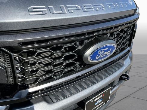 Used 2024 Ford F250 Lariat w/ Sport Appearance Package AWD/4WD image 29