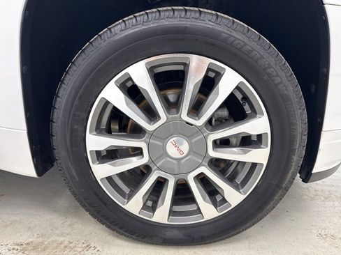 Used 2017 GMC Terrain Denali image 30