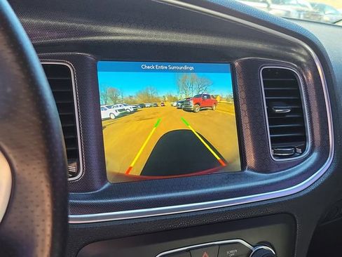 Used 2018 Dodge Charger GT image 18