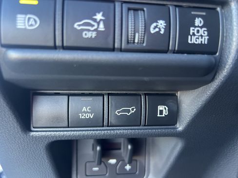 Used 2025 Toyota Land Cruiser w/ Premium Package image 14