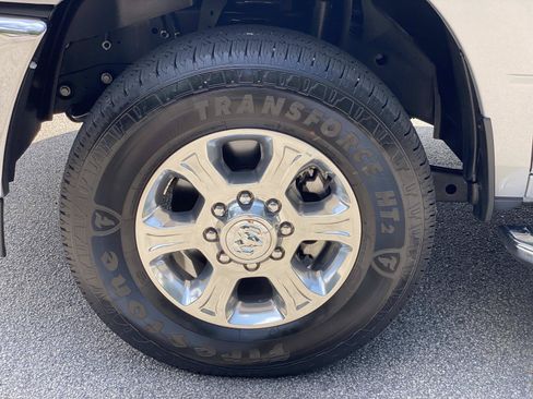 Used 2026 RAM 2500 Big Horn AWD/4WD image 13