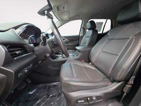 Used 2019 Chevrolet Traverse Premier FWD image 9
