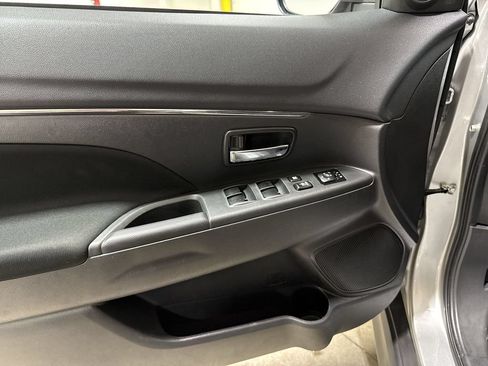 Used 2024 Mitsubishi Outlander Sport ES AWD/4WD image 20
