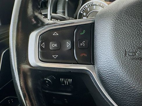 Used 2022 RAM 1500 Laramie AWD/4WD image 25