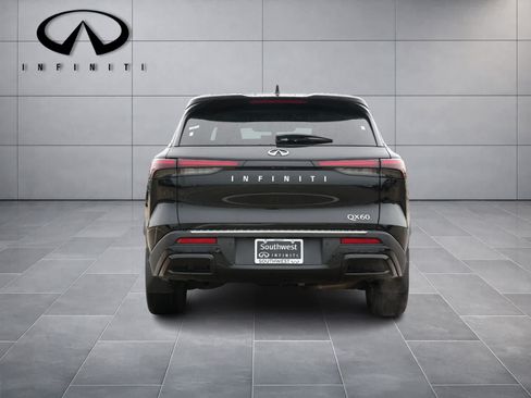 Certified 2023 INFINITI QX60 Luxe w/ Performance Audio Package FWD image 6