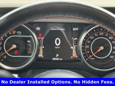 Used 2023 Jeep Gladiator Mojave w/ Cold Weather Group AWD/4WD image 15