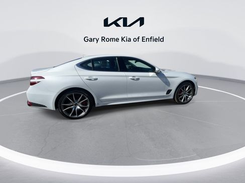 Used 2025 Genesis G70 2.5T image 9