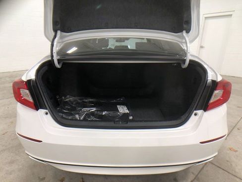 Used 2022 Honda Accord LX image 24