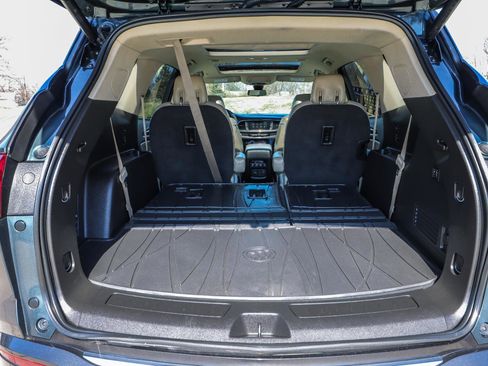 Used 2018 Buick Enclave Premium w/ Experience Buick Package image 24