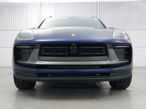 Used 2025 Porsche Macan Turbo image 10