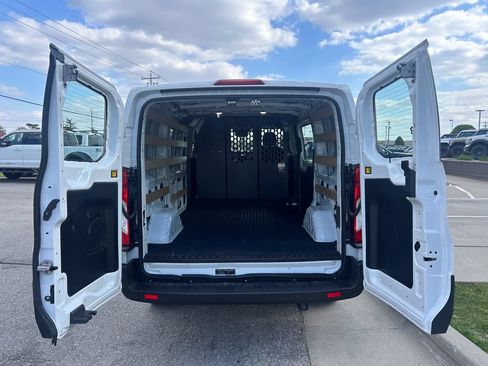Certified 2025 Ford Transit 250 Low Roof w/ Exterior Upgrade Package RWD image 13