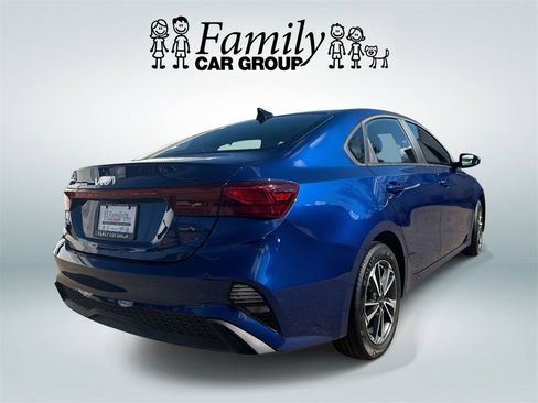 Used 2024 Kia Forte LXS image 3