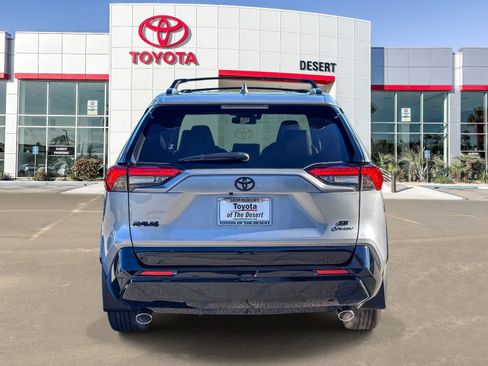 New 2025 Toyota RAV4 SE image 6