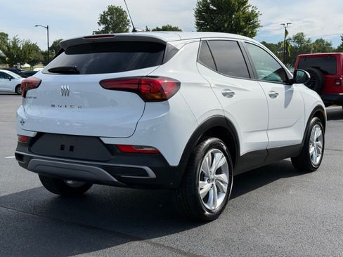 Used 2024 Buick Encore GX Preferred FWD image 8