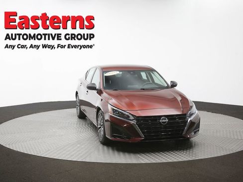 Used 2024 Nissan Altima 2.5 SV FWD image 51