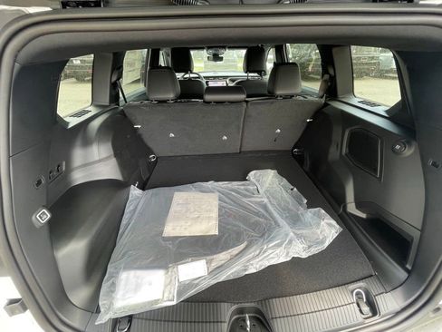 New 2026 Jeep Cherokee Overland image 23