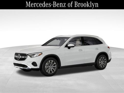 Used 2025 Mercedes-Benz GLC 300 4MATIC image 38