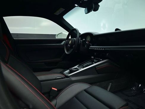 Used 2023 Porsche 911 Carrera S image 5
