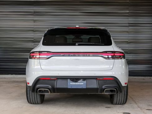 Certified 2024 Porsche Macan AWD/4WD image 6