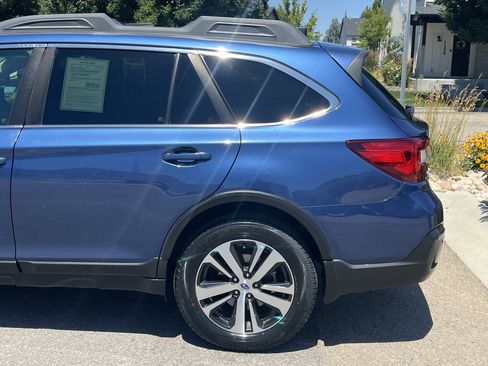 Used 2019 Subaru Outback 3.6R Limited w/ Protection Package #1 AWD/4WD image 4