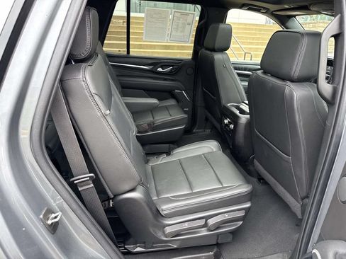 Used 2022 GMC Yukon Denali AWD/4WD image 11