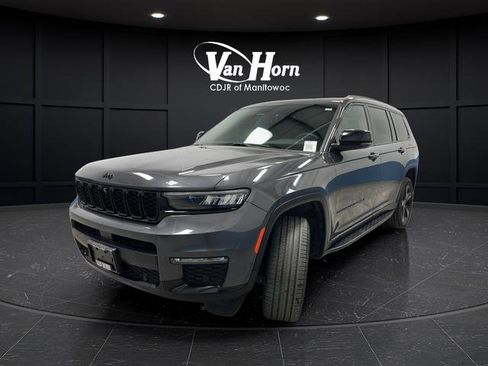 Used 2024 Jeep Grand Cherokee L Limited w/ Luxury Tech Group II AWD/4WD image 3