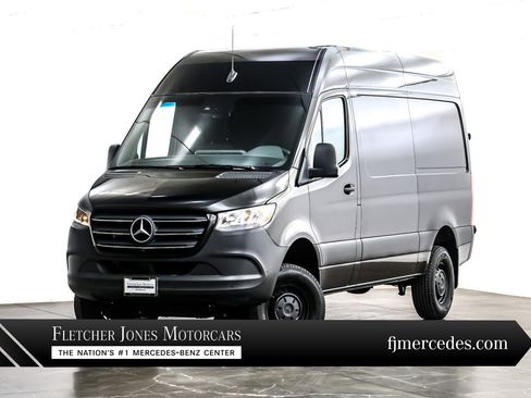 Used 2022 Mercedes-Benz Sprinter 2500 image 1