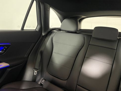 New 2026 Mercedes-Benz GLC 300 image 13