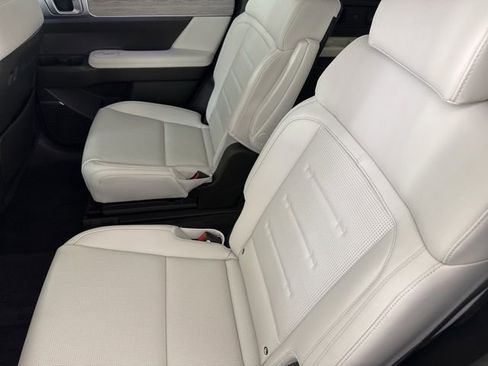 Used 2025 Hyundai Santa Fe Calligraphy AWD/4WD image 27