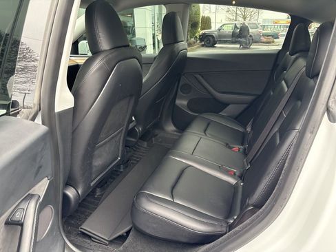 Used 2023 Tesla Model Y Long Range image 22