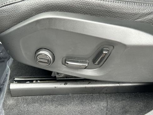 Used 2025 Volvo XC90 B6 Plus w/ Protection Package Premier image 22