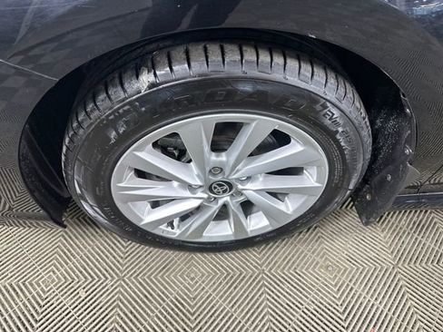 Used 2024 Toyota Camry SE image 10
