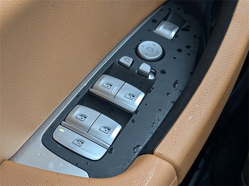 Used 2024 BMW X3 M40i w/ Premium Package image 21